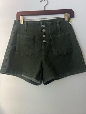 Sidefeel High-Waist Dark Green Women’s Shorts w/Pockets, button fly, Size 6